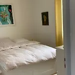 Komfortables Haus Mit Terrasse Und Garten 度假居 科利尤尔