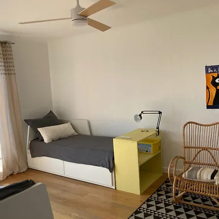 Komfortables Haus Mit Terrasse Und Garten 科利尤尔